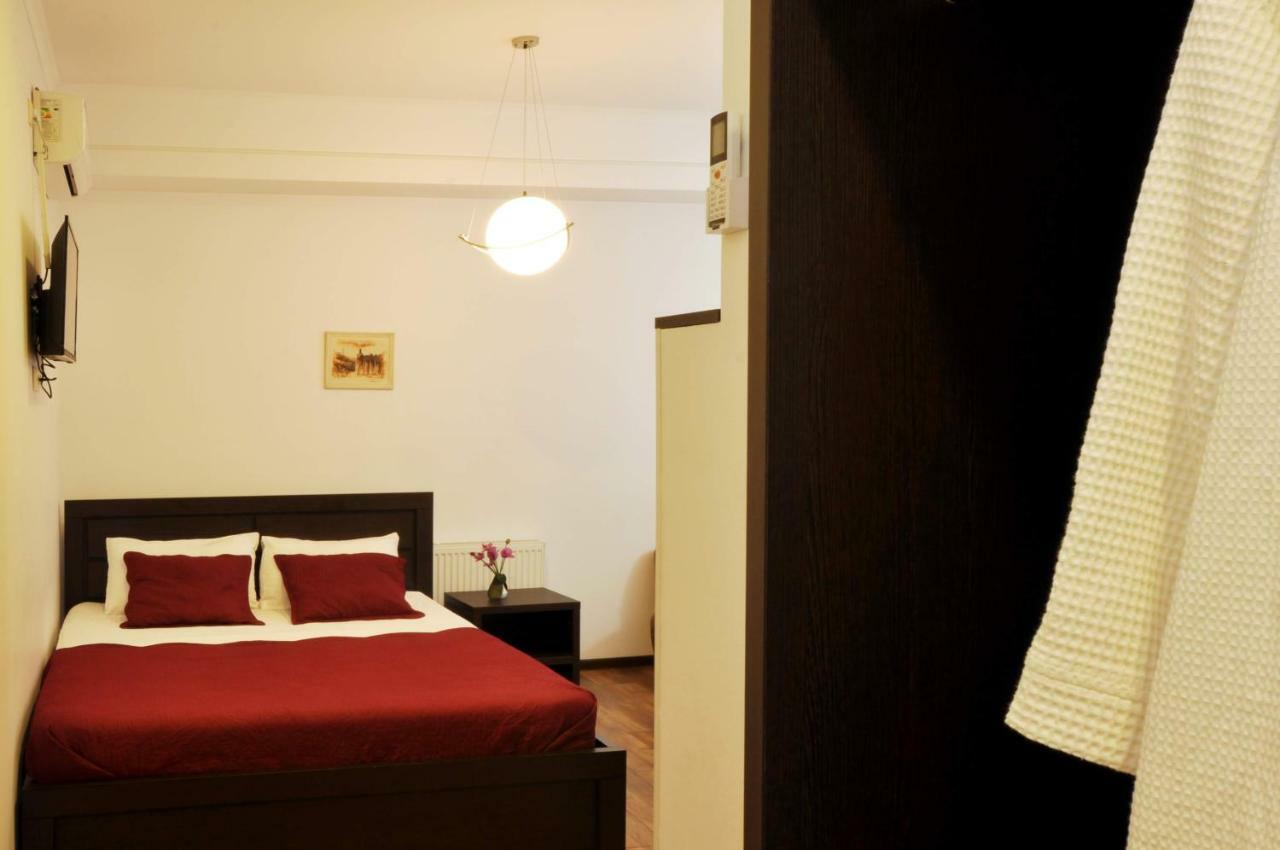 Tbilisi Check In Hotel Exterior photo