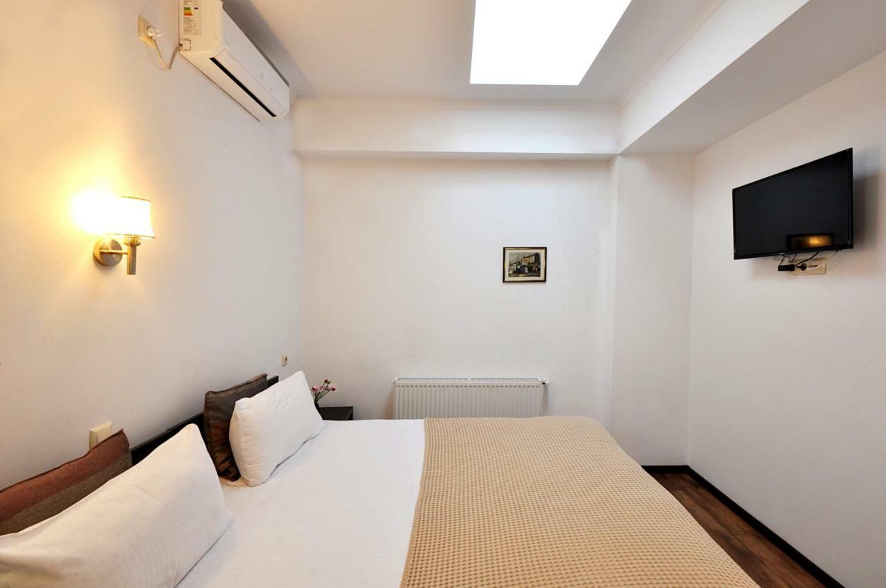 Tbilisi Check In Hotel Exterior photo